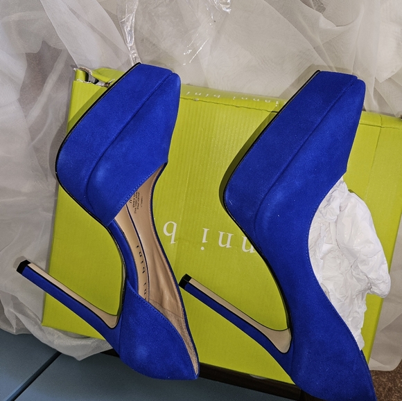 Gianni Bini Women Stilletos Dress Pumps NWOT - Picture 9 of 16